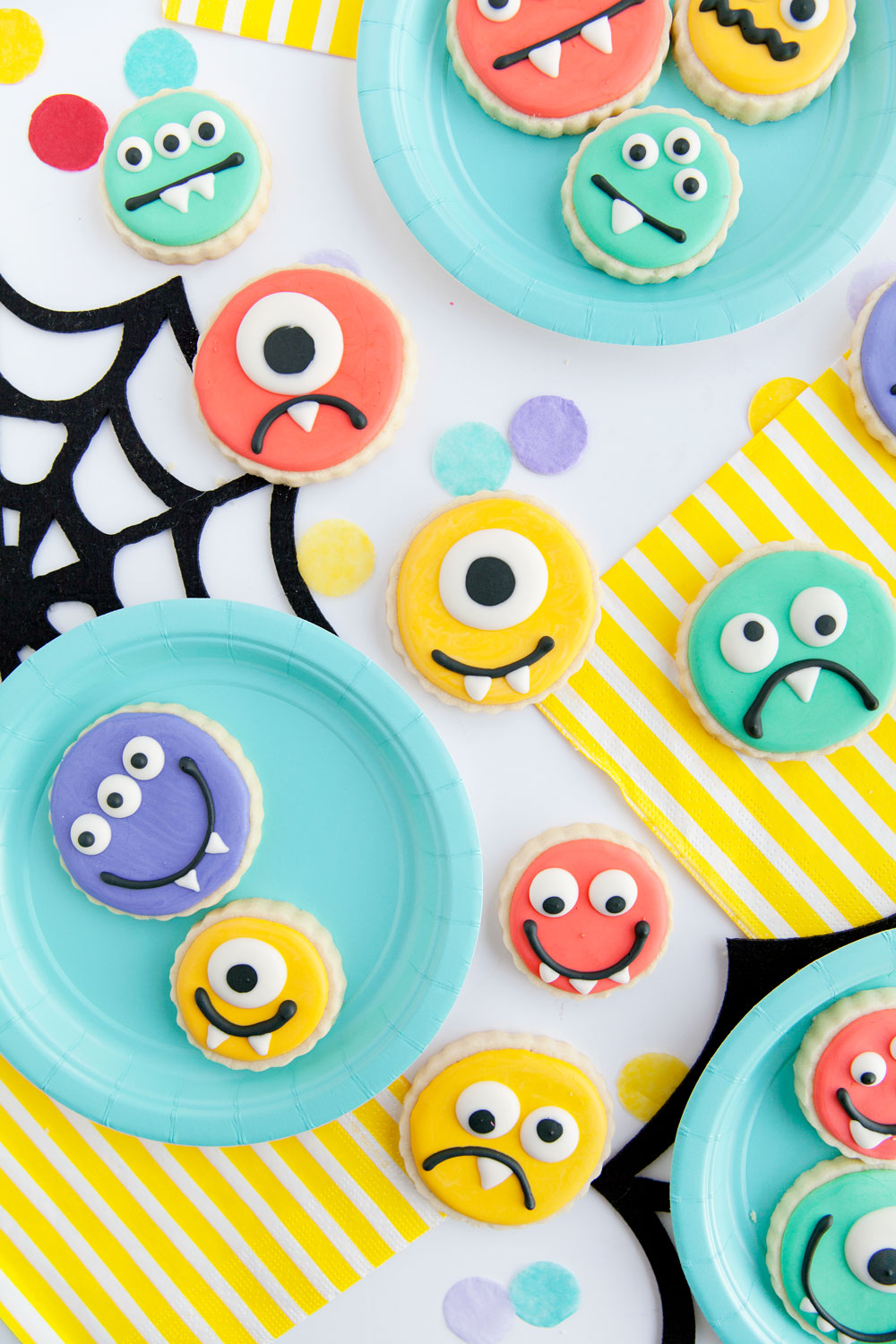 DIY-monster-cookies---Tell-Love-and-Party