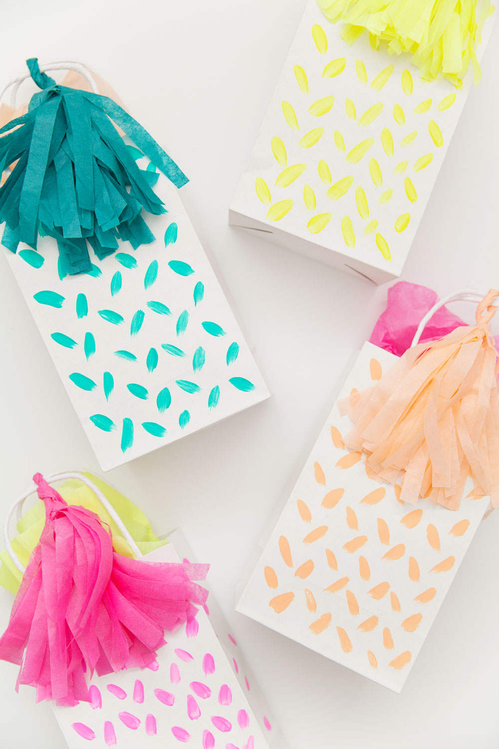 diy-colorful-gift-bags