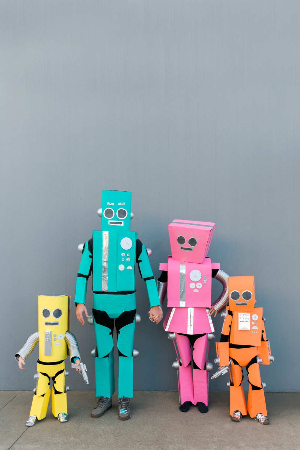 DIY ROBOT FAMILY COSTUME Tell Love and Party