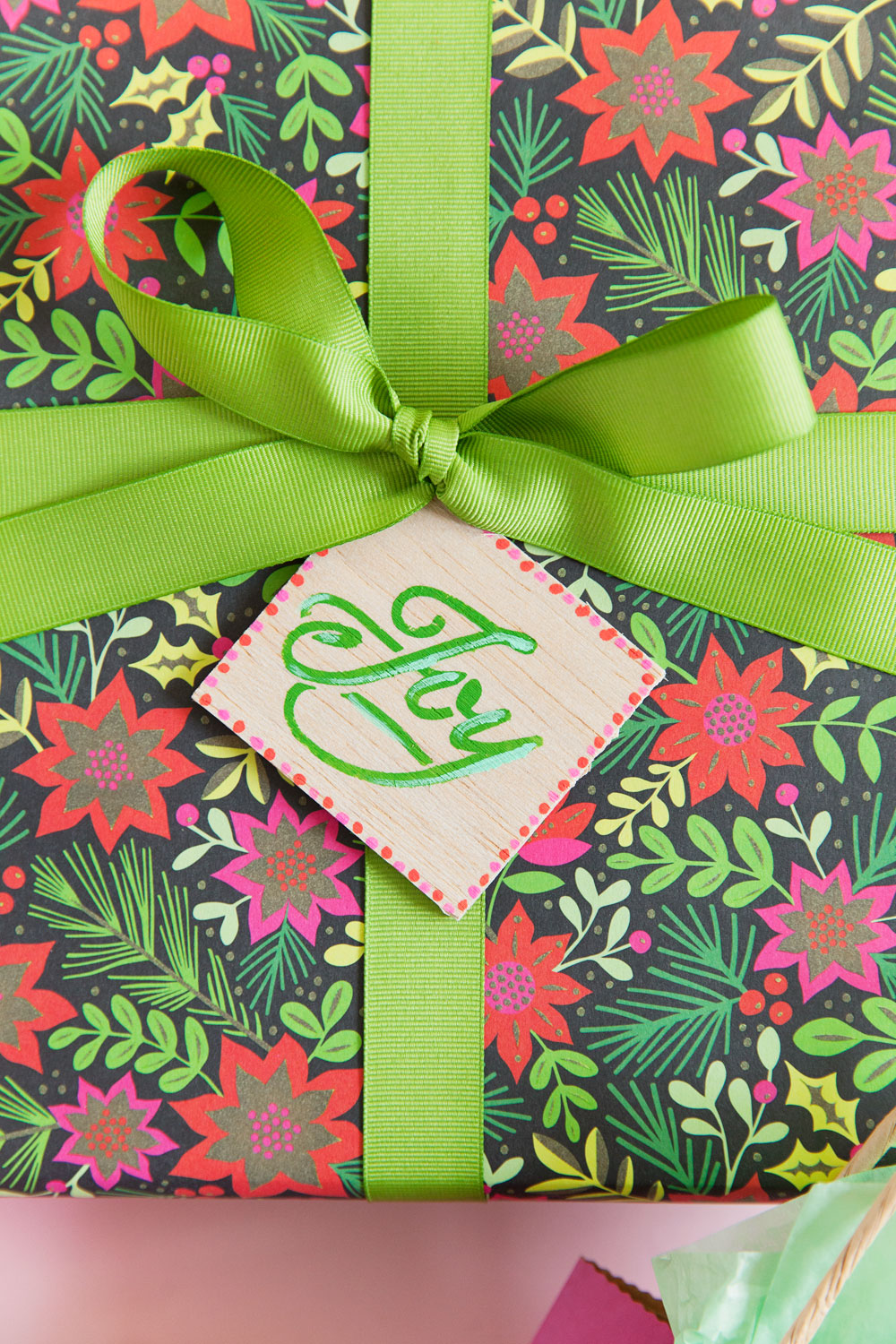 Learn how to make these simple and fun DIY Christmas gift tags