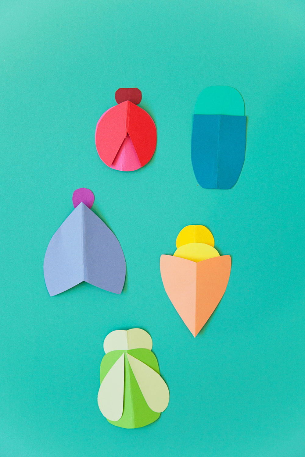 These cute DIY paper bugs are so much fun and a great craft with your kids.